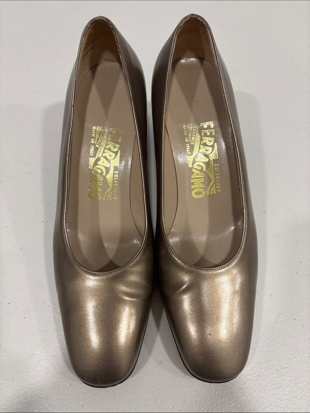 Salvatore Ferragamo metallic light brown Leather Block Heel Pumps Size 7B